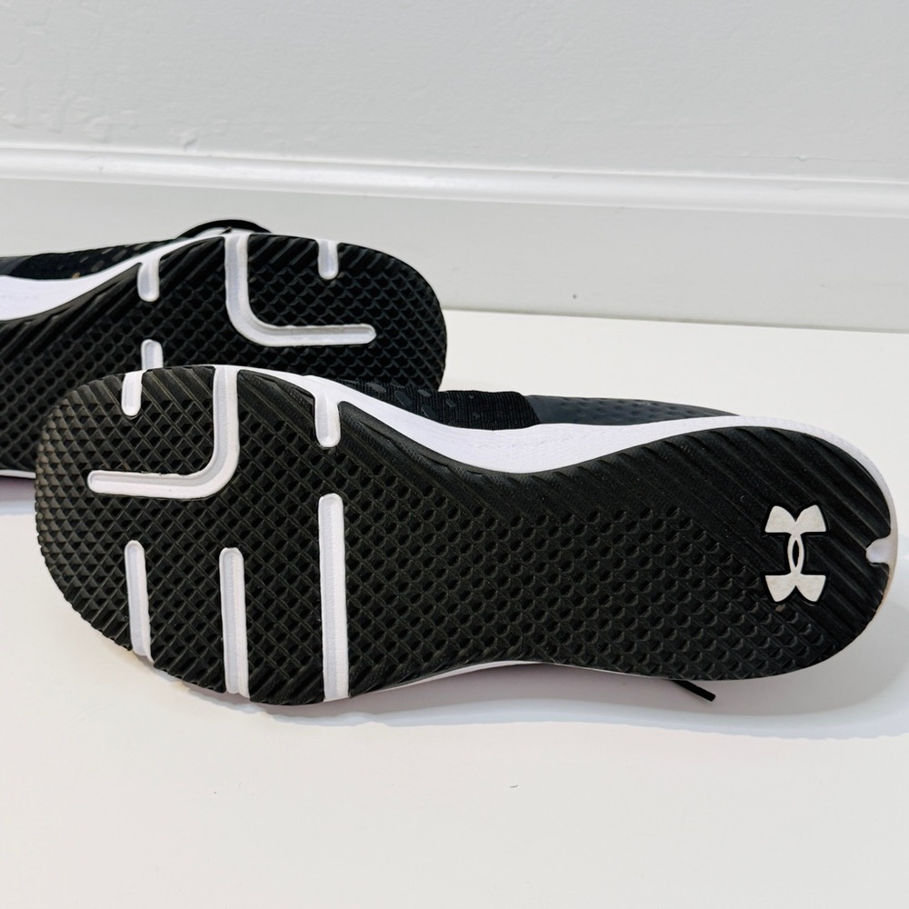UNDER ARMOR -  Men's Charged Engage 2 Cross Trainer - size 12 - NEW - Picture 9 of 10